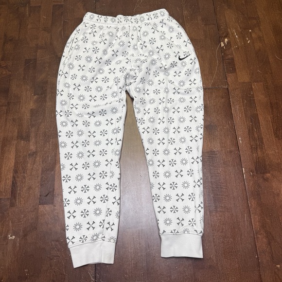 Nike Sportswear Club Fleece Monogram Joggers White Men's Size Small FJ1637-100 - Picture 1 of 7